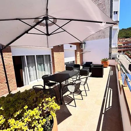 Seahomes Vacations - Rustic House & Terrace Blanes